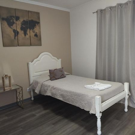 Casa De Hospedes Isaias Angra do Heroísmo Екстериор снимка